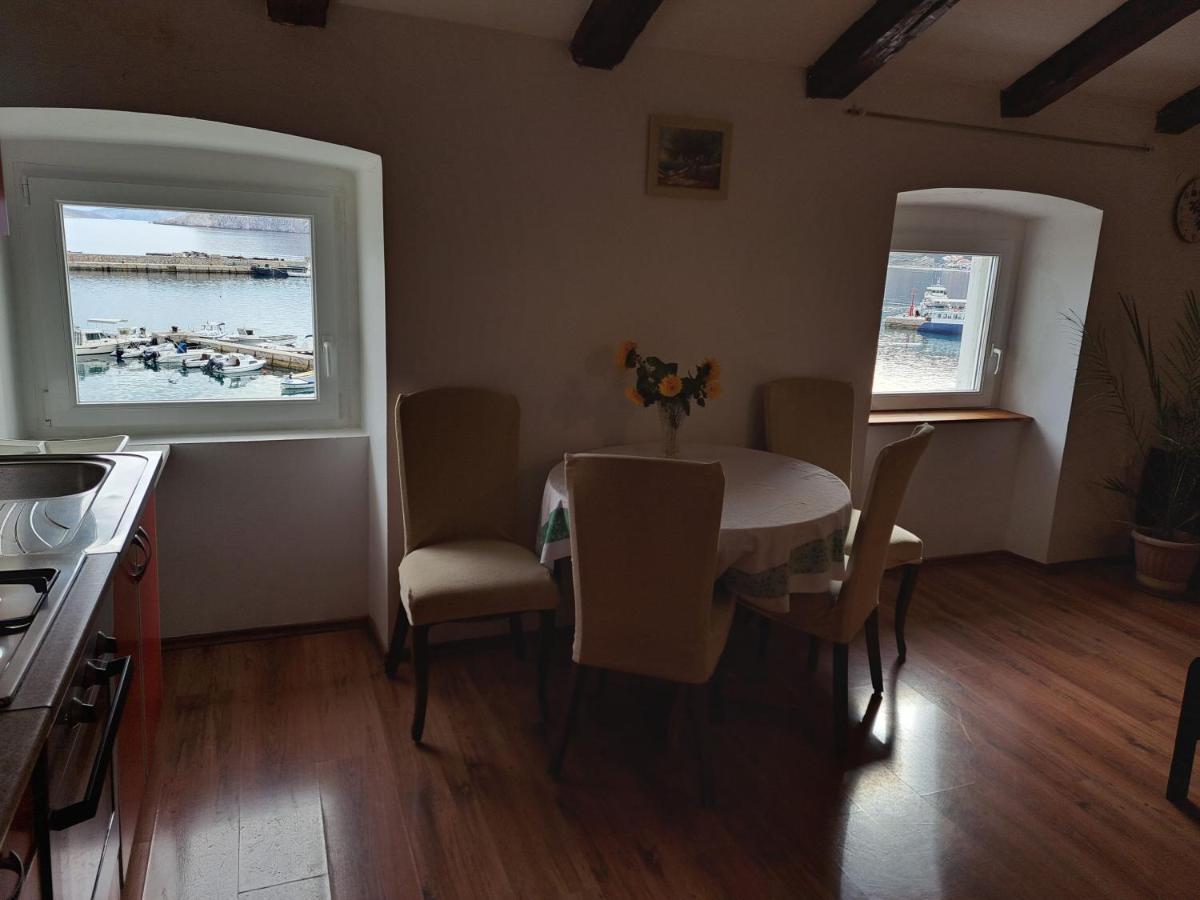 Appartement Baska Portside Extérieur photo